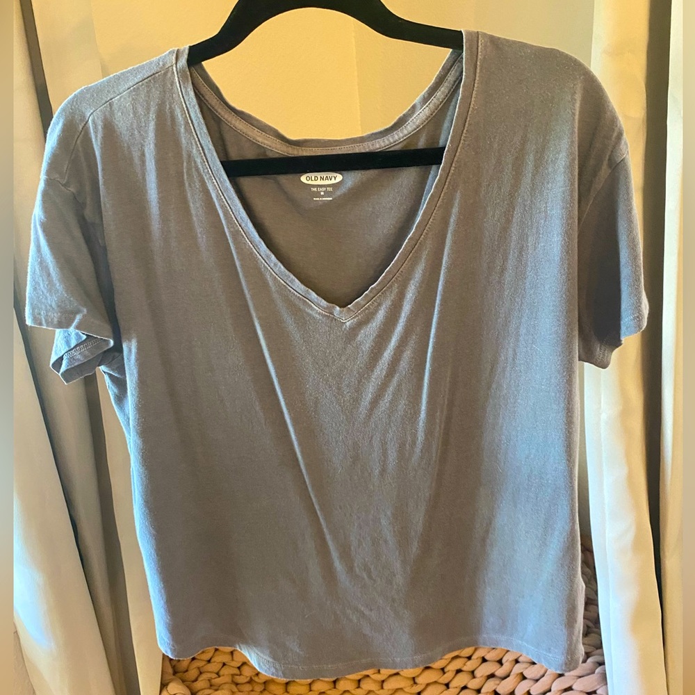 Old Navy womens short sleeve luxe v-neck tshirt